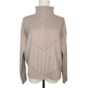 Tahari Mock Neck Chevron Sweater Beige White Womens M Office Winter Ski Neutral